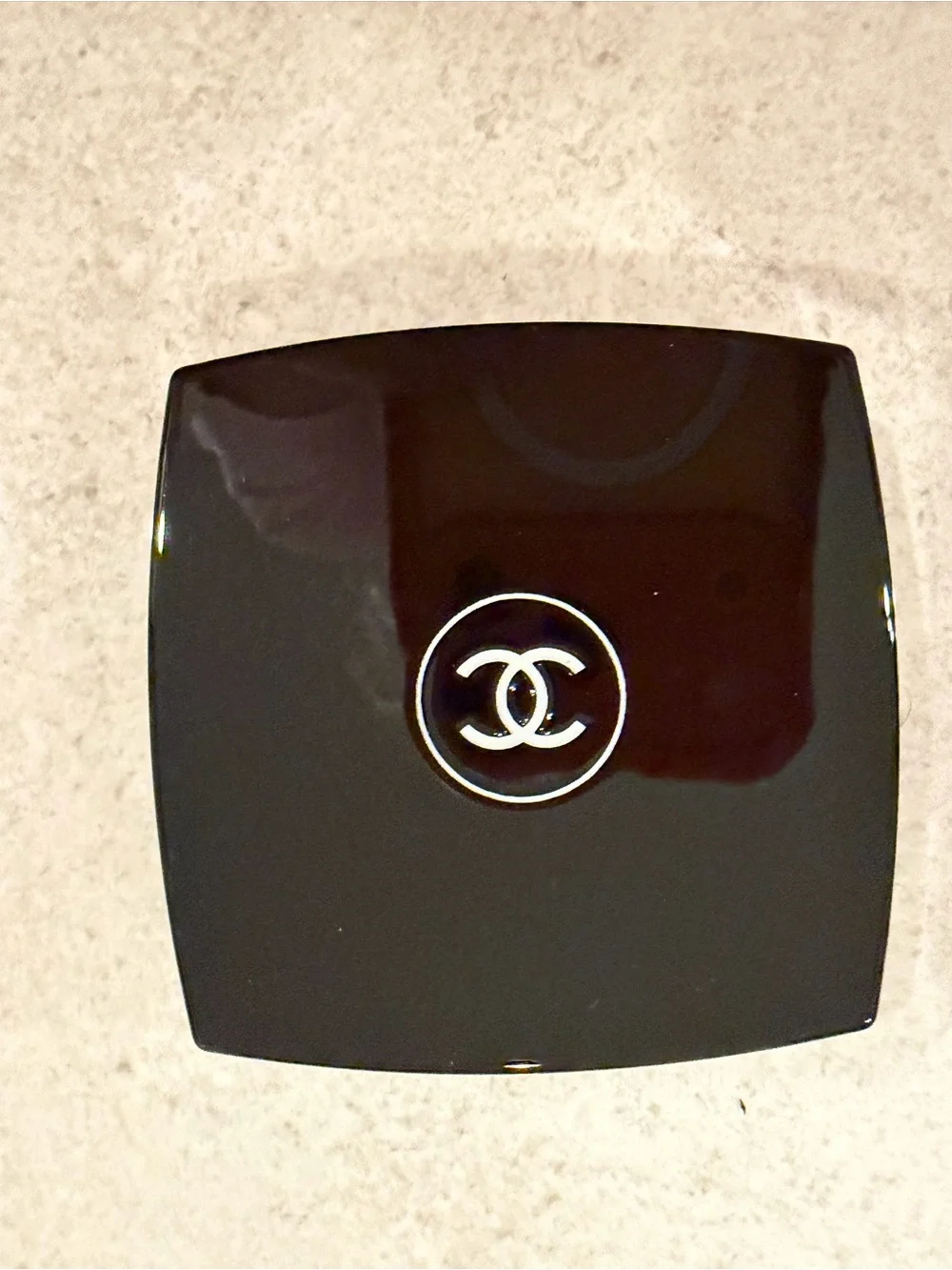 CHANEL Les 4 Ombres Multi-Effect Quadra Eyeshadow 304 (Black Packaging)